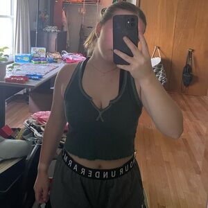 American Eagle Green Top